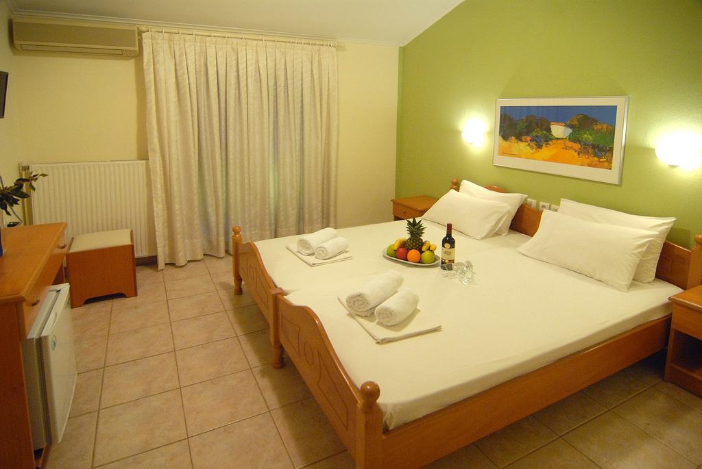 Apollon Hotel Paralía الغرفة الصورة